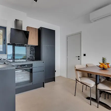 Appartamento Lito - Only 50m From Sea! - Makarska Exklusiv *