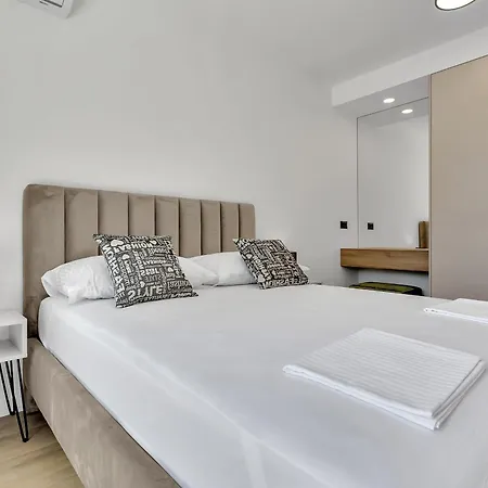 Appartement Lito - Only 50m From Sea! - Makarska Exklusiv *